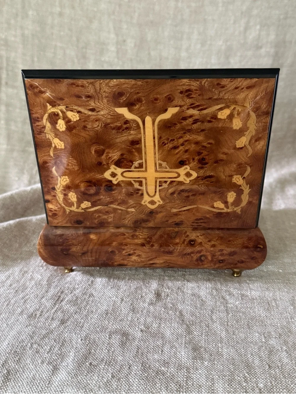 Giglio Asla Italy inlaid wood jewelry music box Cross with Flowers Unforgettable